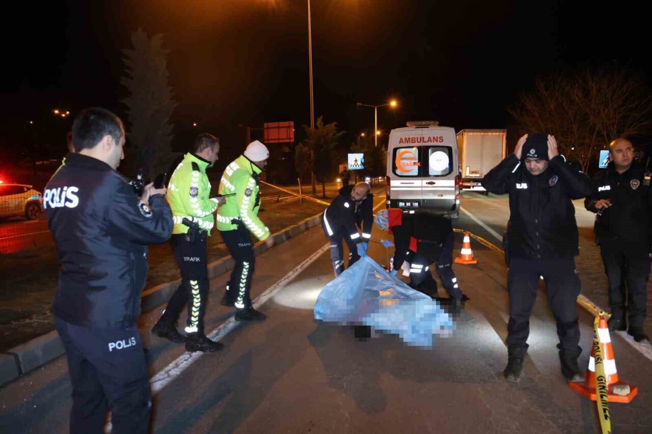 Nevşehir’de yaya geçidinden geçerken otomobilin çarptığı 16 yaşındaki çocuk hayatını