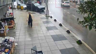 Kocaeli’nin Çayırova ilçesinde yaya geçidinden karşıya geçerken bir otomobilin çarpması