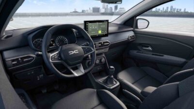 Yeni Dacia Sandero, Türkiye’de satışa sunuldu. Avrupa’nın en çok satan