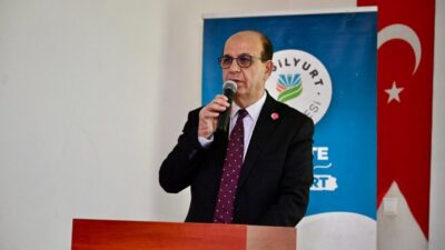 Yeşilyurt Belediyesi, Dilek Şehit Zekeriya Bitmez Anadolu Lisesi öğrencilerine kitap