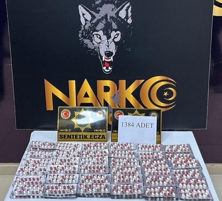 Yozgat’ta düzenlenen operasyonda bin 384 sentetik ecza ele geçirilirken, 8