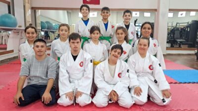 Yunusemre Belediyespor tarafından down sendromlu bireylere yönelik başlatılan judo kursları,