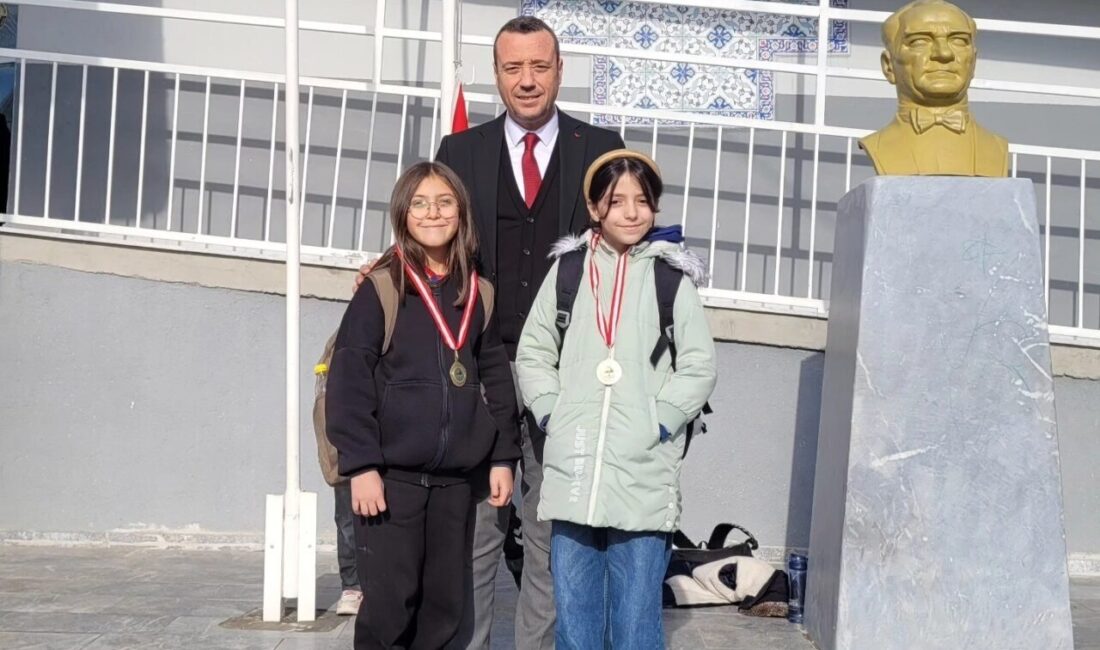 Kütahya’nın Altıntaş ilçesinde eğitim veren Zafer İlkokulu, il genelinde düzenlenen