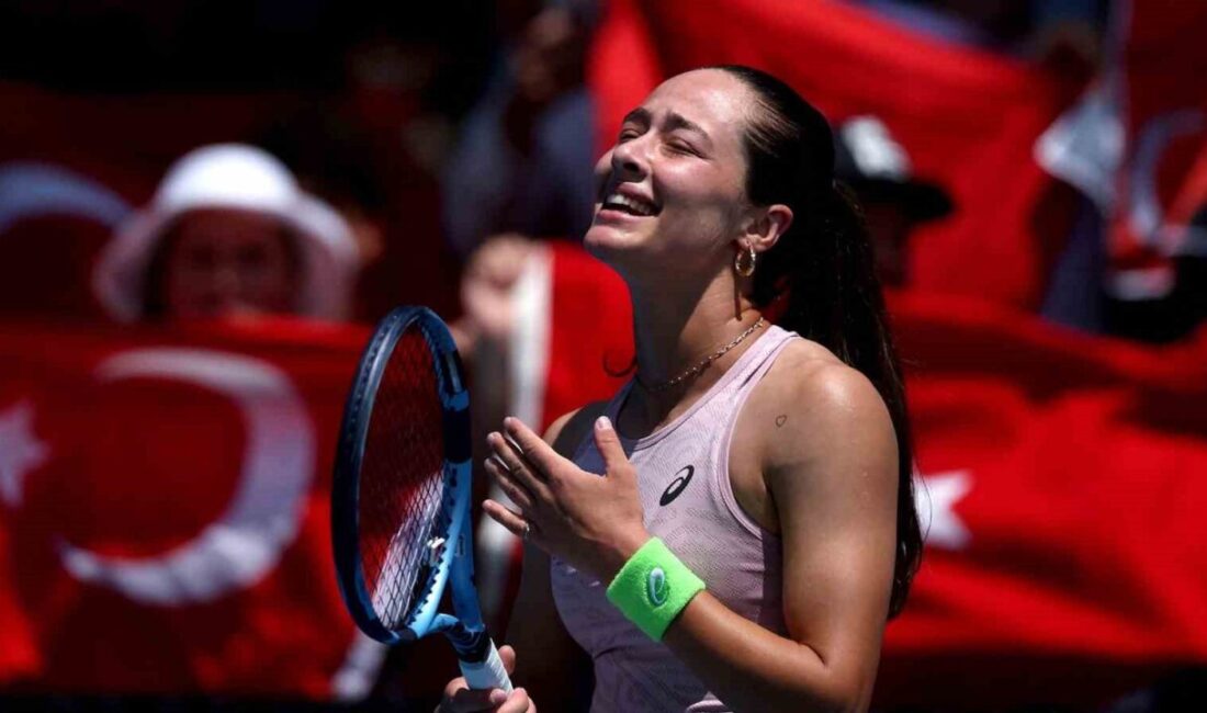 Milli tenisçi Zeynep Sönmez, Australian Open ikinci tur mücadelesinde 1