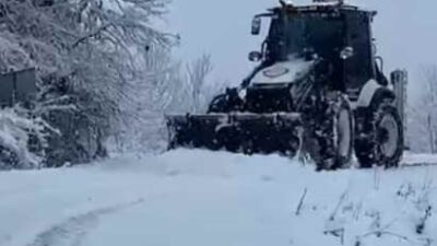 Zonguldak’ta etkili olan kar yağışı hayatı olumsuz etkilerken, il genelinde