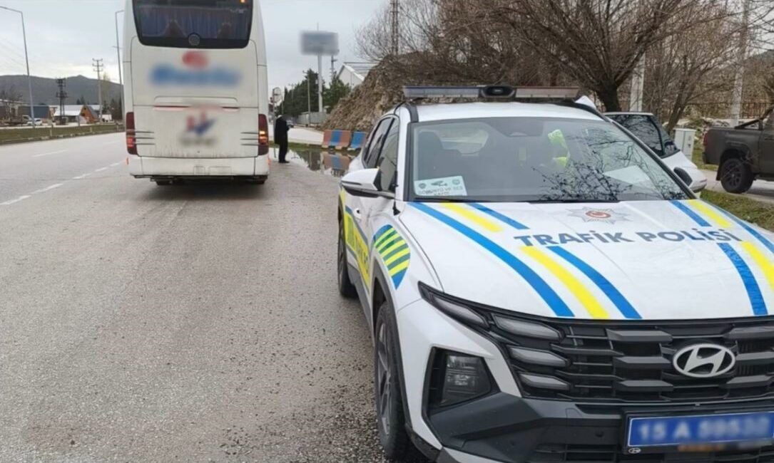 Antalya-Burdur kara yolunda geçtiğimiz gün 10 kişinin hayatını kaybettiği otobüs