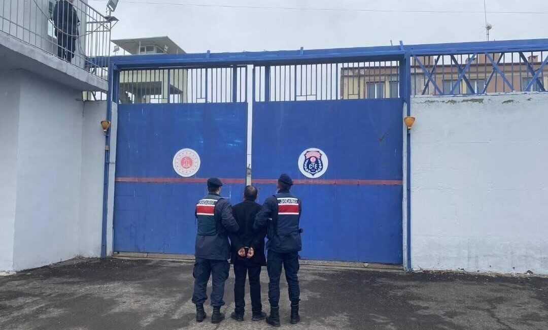 Nevşehir’de hakkında 10 yıl 6 ay kesinleşmiş hapis cezası bulunan