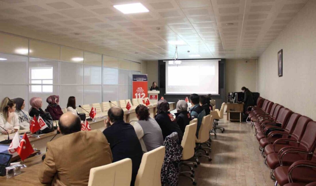 DÜZCE (İHA) – 112 Acil Çağrı Merkezi Müdürü Gönül Günaydın