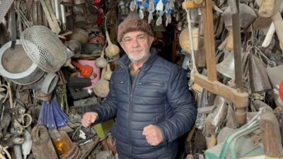 Samsun’da çocuk yaşlarda başladığı antika merakını 47 yıldır sürdüren Cemil