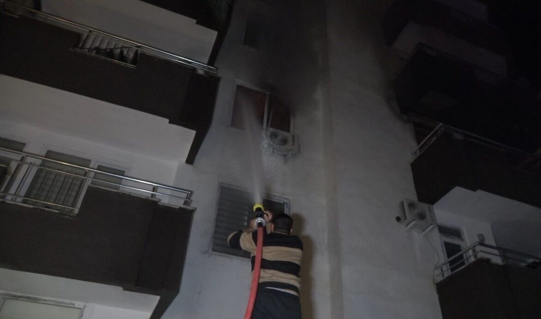 Antalya’nın Alanya ilçesinde 5 katlı bir apartmanın 3’üncü katında çıkan