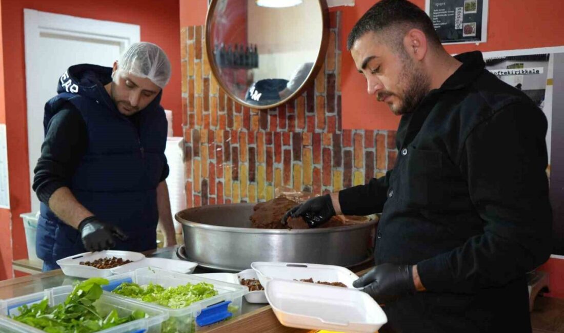 Kahramanmaraş merkezli 6 Şubat depremlerinde evden çıktıktan yaklaşık 15 saniye