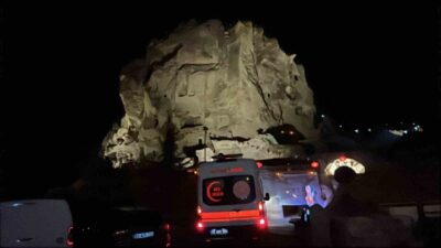 Nevşehir’de Kapadokya’nın en önemli turizm merkezlerinden Uçhisar Kalesi’nin zirvesinde rahatsızlanan