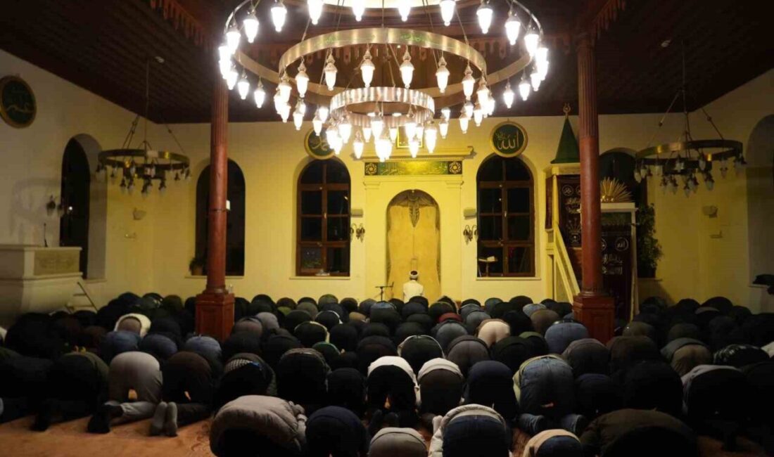 Kocaeli’de 14. yüzyılda inşa edilen ve Türkiye genelinde kılıçla hutbe