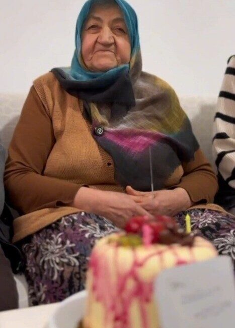 Samsun Büyükşehir Belediyesi, hayatı boyunca hiç doğum günü kutlamayan 74