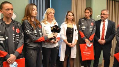 A Milli Kadın Futbol Takımı Teknik Direktörü Necla Güngör Kıragası