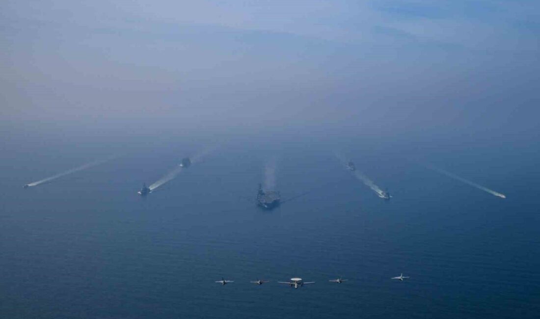 ABD Merkez Kuvvetler Komutanlığı’ndan (CENTCOM) yapılan açıklamada, “Abraham Lincoln Uçak