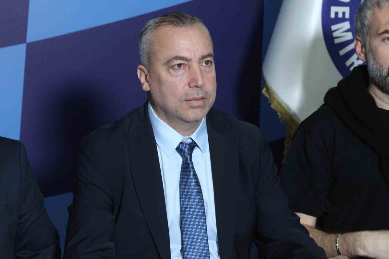 Adana Demirspor Başkanı Ertan Zeybek, 500 bin Euro acil ödemeleri