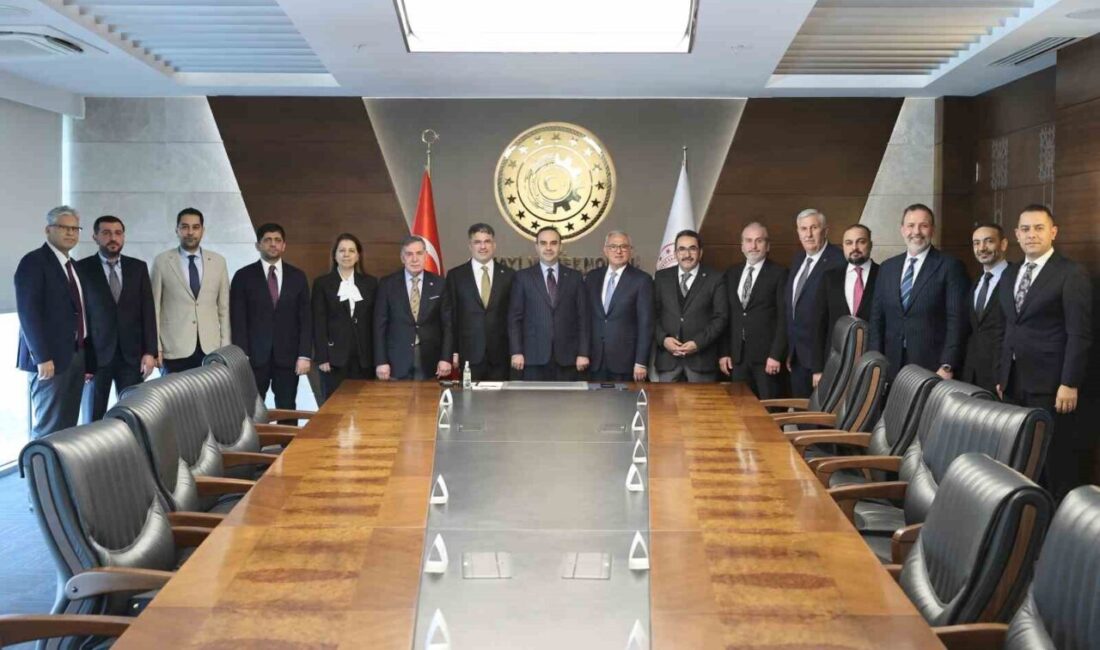 Adana Hacı Sabancı Organize Sanayi Bölgesi (AOSB) yönetimi, Sanayi ve