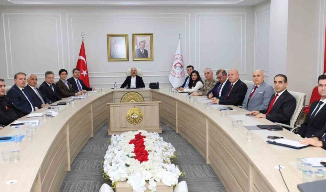 Adıyaman’da, Ramazan ayı hazırlıkları için istişare toplantısı düzenledi. Adıyaman Valiliği