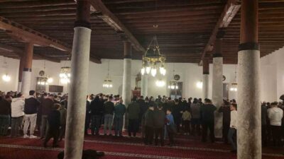 Afyonkarahisar’da, Ramazan-ı Şerif ayının gelmesiyle birlikte ilk teravih namazı camilerde