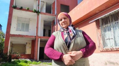 Adana’da 6 Şubat depremlerinde ağır hasar alan 3 katlı bina