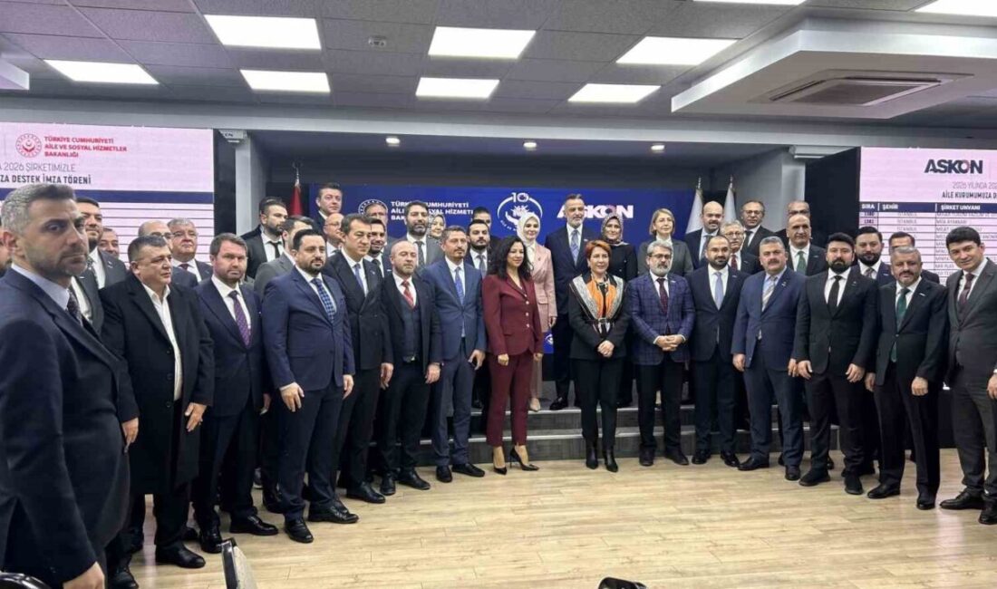 Aile ve Sosyal Hizmetler Bakanı Mahinur Özdemir Göktaş, çocuklu ailelere