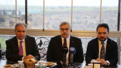 AK Parti Genel Başkan Yardımcısı Hüseyin Yayman, yüksek hızlı trenle