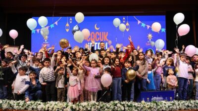 AK Parti İstanbul İl Başkanlığı’nda geleneksel çocuk iftarı programı düzenlendi.