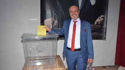 Akhisar Madeni Sanatkarlar Esnaf Odası Olağan Genel Kurulu’nda mevcut başkan