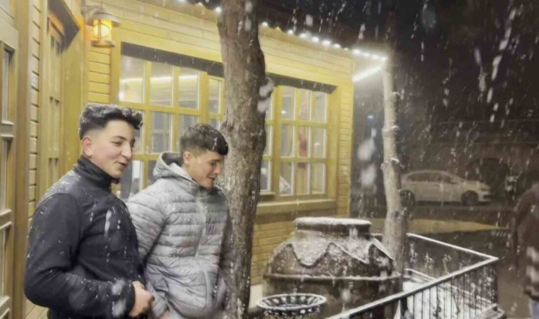 Aksaray’ın Güzelyurt ilçesinde gece yarısı başlayan kar yağışı, kısa sürede