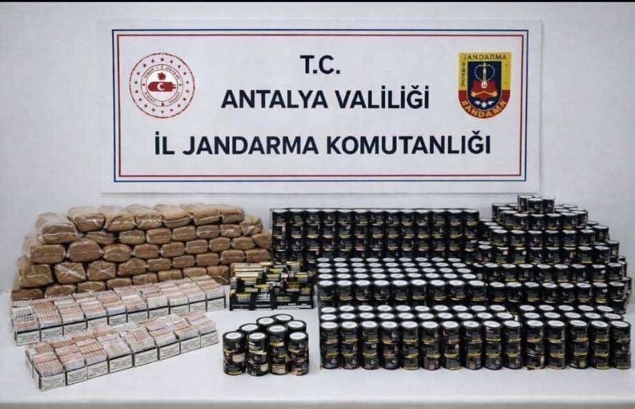 Antalya İl Jandarma Komutanlığı ekiplerince Alanya’da bir işletmeye düzenlenen operasyonda