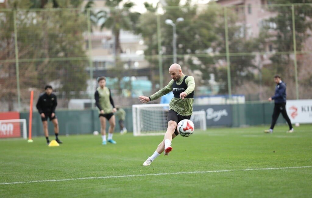 Corendon Alanyaspor, Trendyol Süper Lig’in 21. haftasında deplasmanda oynayacağı Beşiktaş