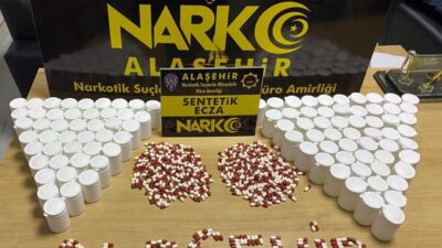 MANİSA (İHA) – Manisa’nın Alaşehir ilçesinde durdurulan araçta 5 bin