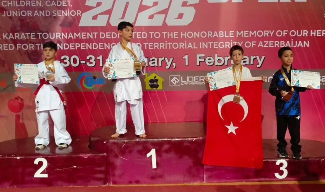 Alaşehir Belediyesi Karate Kulübü sporcuları, Azerbaycan’ın başkenti Bakü’de düzenlenen Arpaçay
