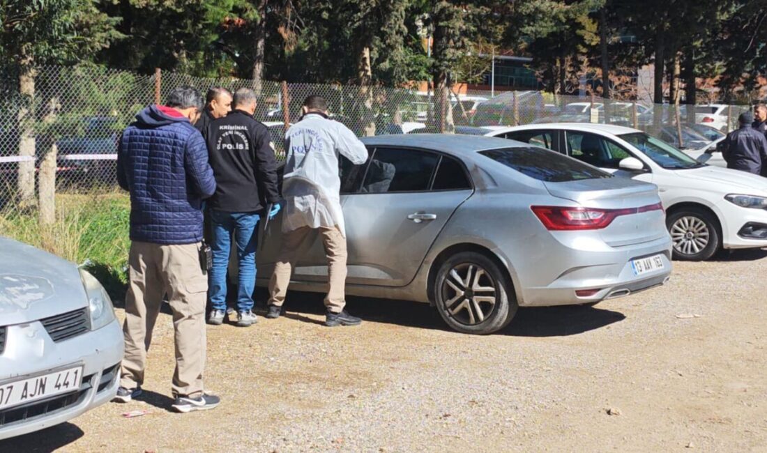 Antalya’da 32 yaşındaki hastane personeli, vardiya değişimi sonrası otomobilinin içerisinde