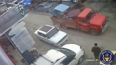 Ankara’da oto hırsızlığına yönelik yürütülen çalışmalarda, çalıntı araçları organize şekilde