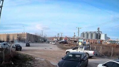 Ankara’nın Polatlı ilçesinde otomobilleriyle drift atarak diğer sürücülerin güvenliğini tehlikeye