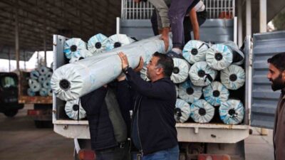 Antalya Büyükşehir Belediyesi Tarımsal Hizmetler Dairesi Başkanlığı ekipleri hortum ve