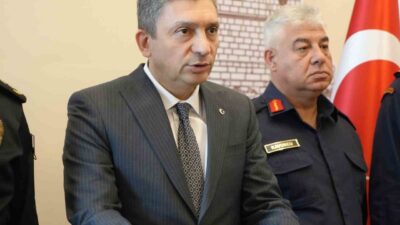 Antalya Valisi Hulusi Şahin, yolcu otobüsünün devrilmesi sonucu 10 kişinin