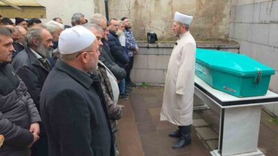 Antalya’nın Döşemealtı ilçesinde yolcu otobüsünün şarampole devrilmesi sonucu meydana gelen