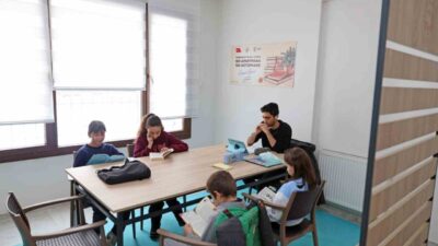 Talas Belediyesi’nin ‘100 Apartmana 100 Kütüphane’ projesi, yarıyıl tatilinde de