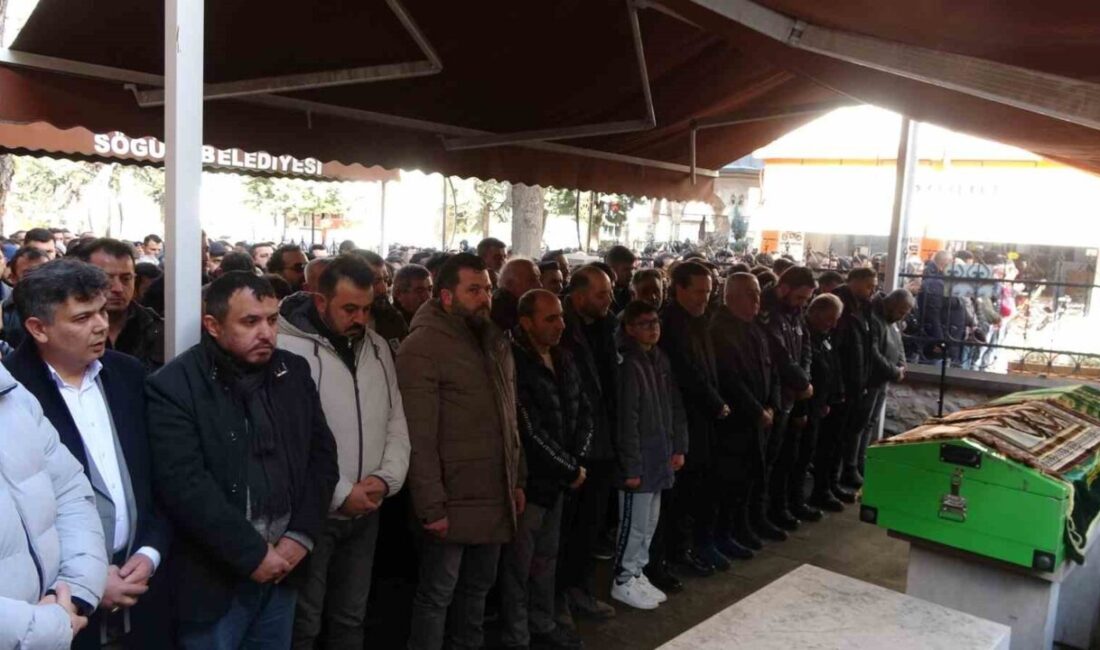 Antalya’da yaşanan otobüs kazasında hayatını kaybeden Erdi Demirsoy, Bilecik’in Söğüt