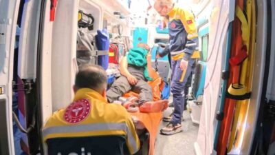 Aksaray’da iki arkadaş arasında çıkan bıçaklı kavgada 19 yaşındaki genç