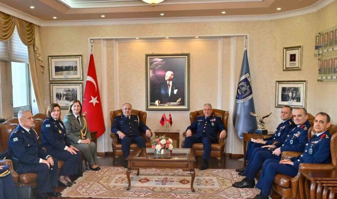Arnavutluk Hava Kuvvetleri Komutanı Tümgeneral Ferdinant Dimo, Türk Hava Kuvvetleri