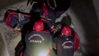 Kahramanmaraş’ta bir iş yerinin asansör boşluğuna düşen vatandaş itfaiye ekiplerince