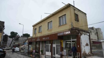 Kahramanmaraş merkezli 10 ili etkileyen depremde Gaziantep’in İslahiye ilçesinde bulunan