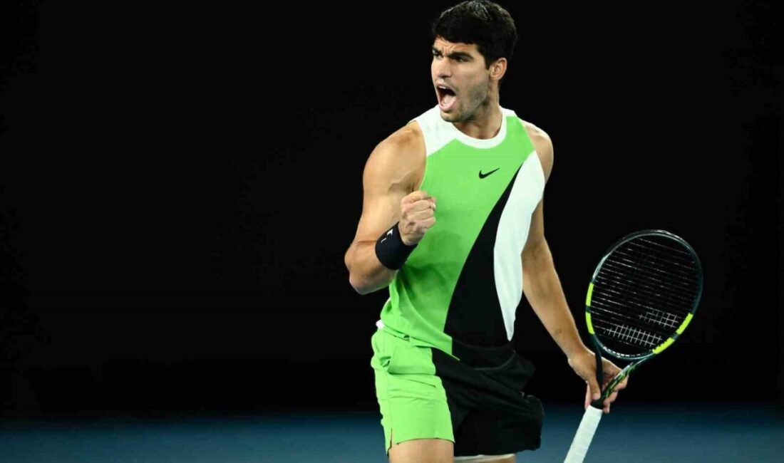 Avustralya Açık finalinde Sırp raket Novak Djokovic’i 3-1 ile mağlup