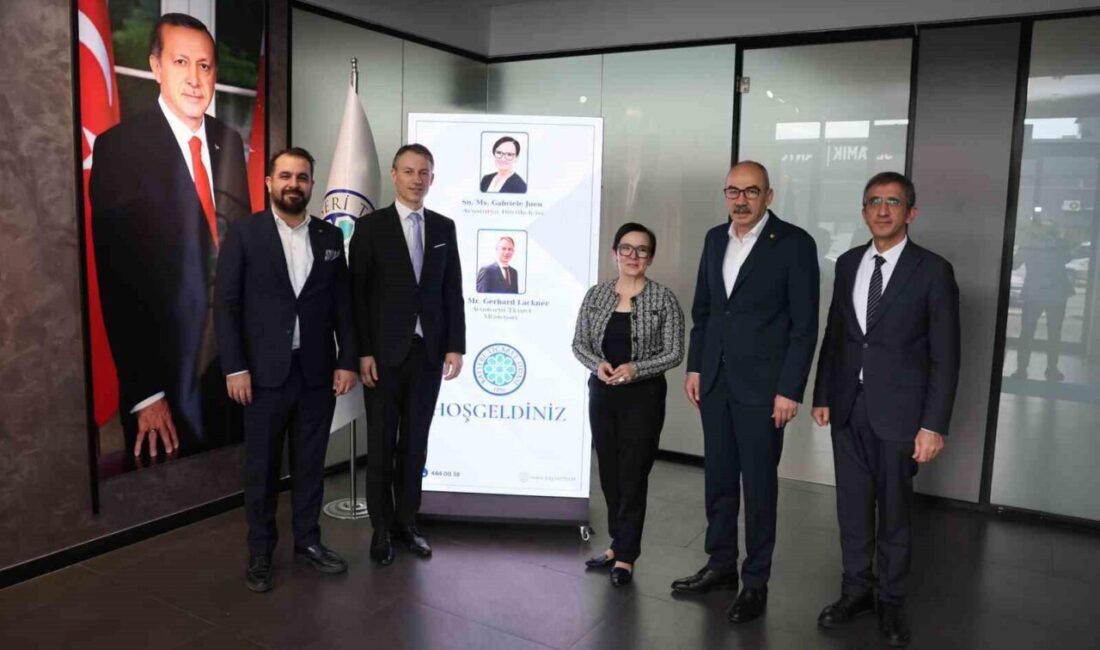 Avusturya’nın Ankara Büyükelçisi Gabriele Juen ve Ticaret Müşaviri Gerhard Lackner,
