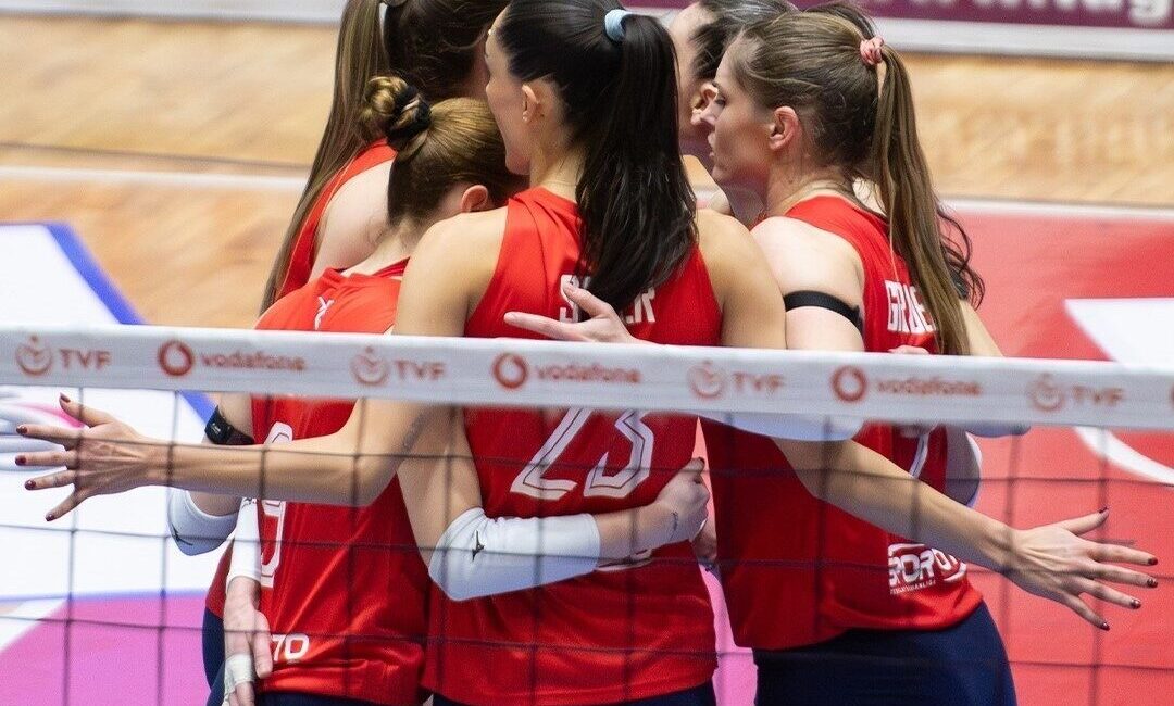 Aydın Büyükşehir Belediyespor Kadın Voleybol Takımı, sahasında Nilüfer Belediyespor’a 3-1
