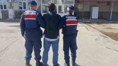Aydın’ın Nazilli ilçesinde FETÖ suçundan aranan bir kişi jandarma ekiplerince